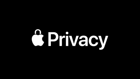 Apple and Facebook square off in privacy debate 